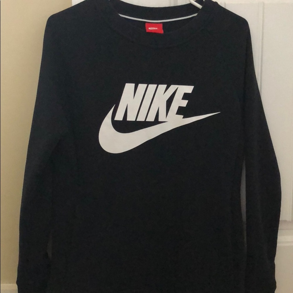 Nike black sweatshirt/pullover